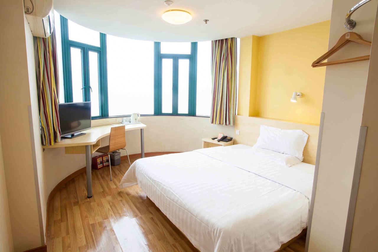7Days Premium Guangzhou Tianhe Gangding Γκουανγκζού Δωμάτιο φωτογραφία